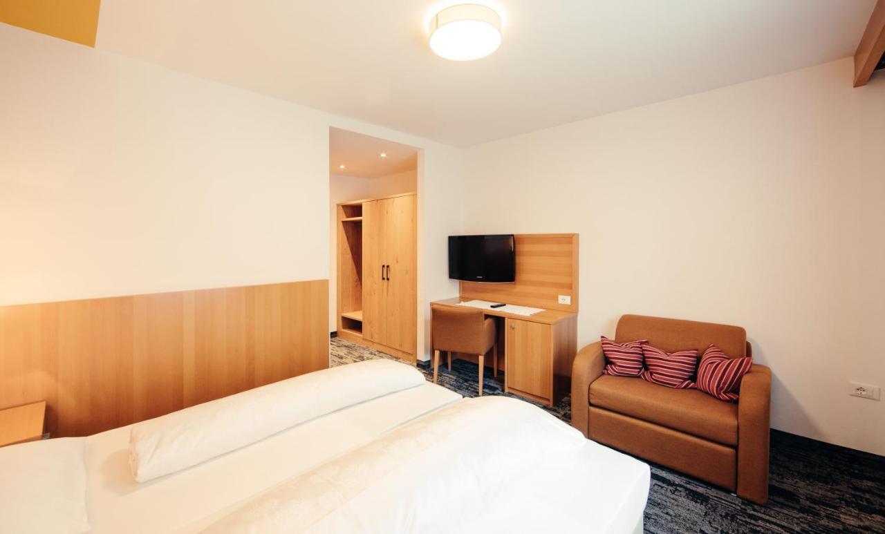 Hotel Ludwigshof & Luvina Trodena Oda fotoğraf