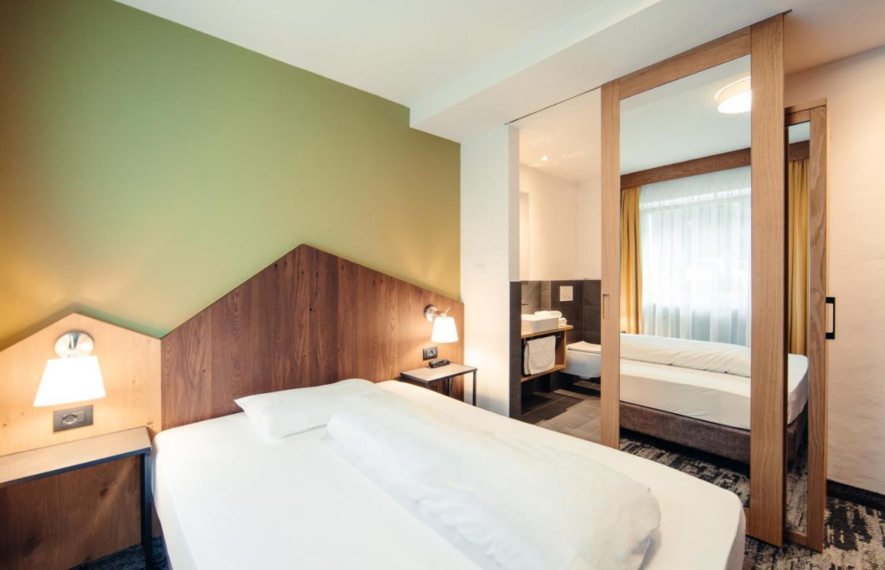 Hotel Ludwigshof & Luvina Trodena Oda fotoğraf